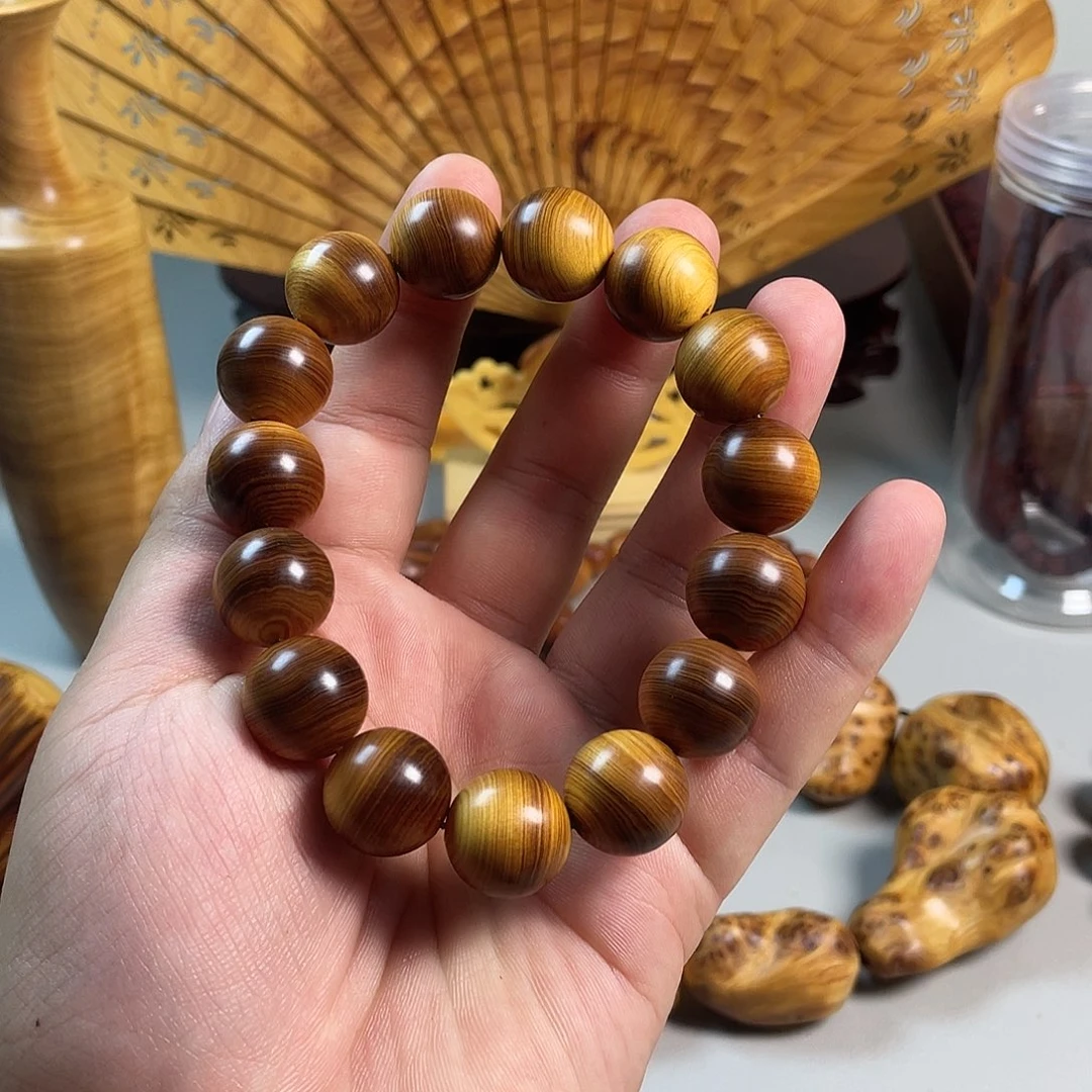 柏木（崖柏）云南1.5黑金刚特色串