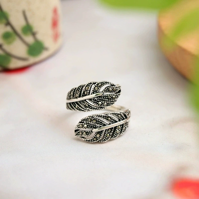 925银戒指 s925银马克赛石羽毛戒指女开口批发复古做旧个性戒指