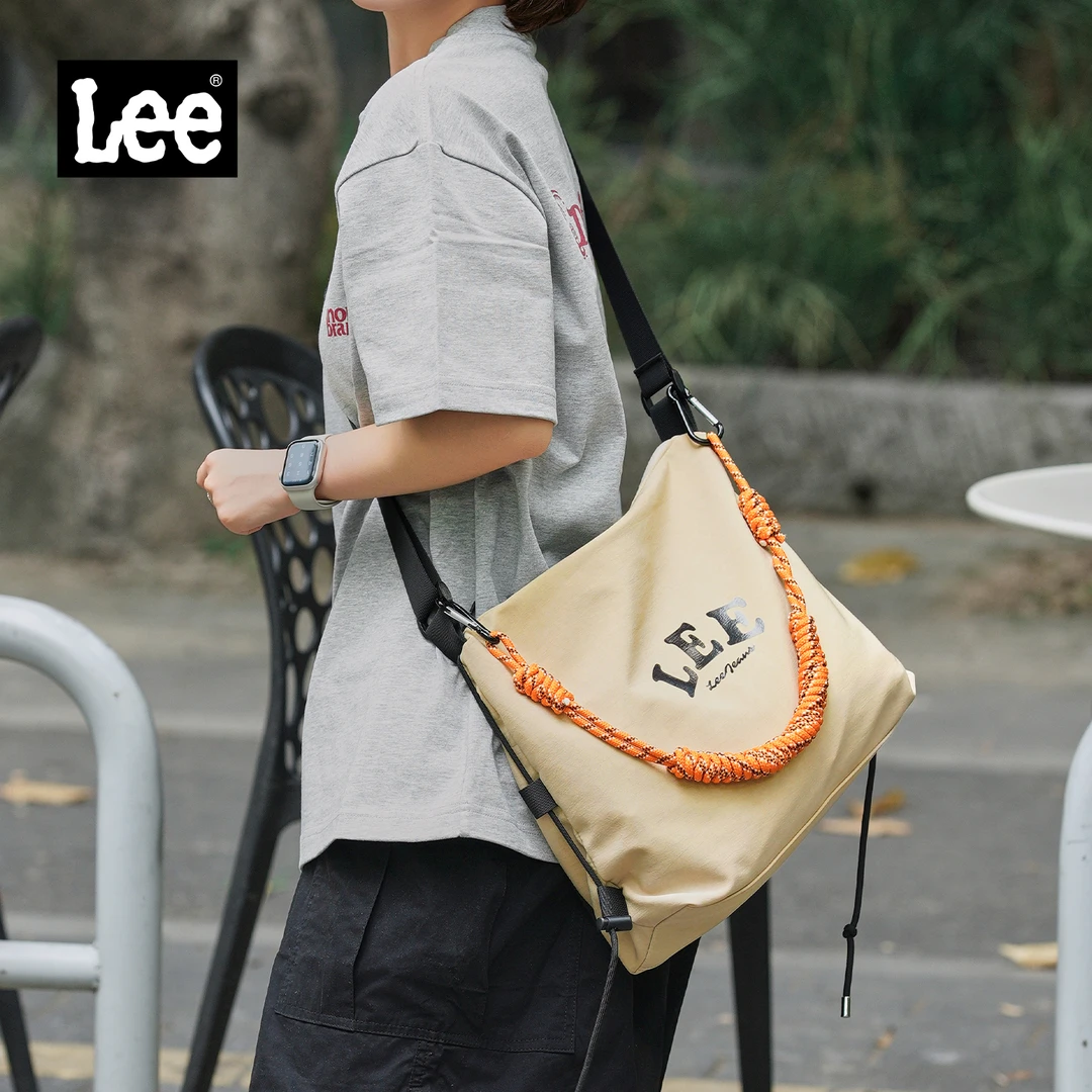 Lee潮流男士斜挎包简约百搭单肩包女款户外休闲大容量邮差包小众