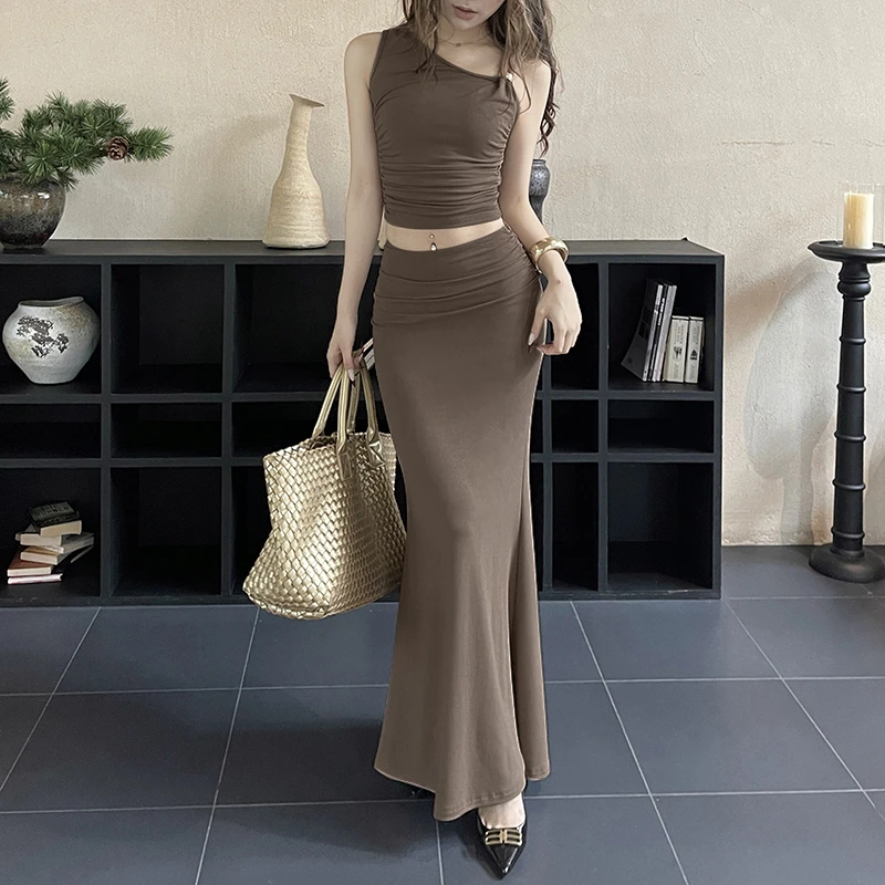 夏装套装2025新款爆款辣妹不对称斜肩上衣褶皱包臀长裙显瘦套装