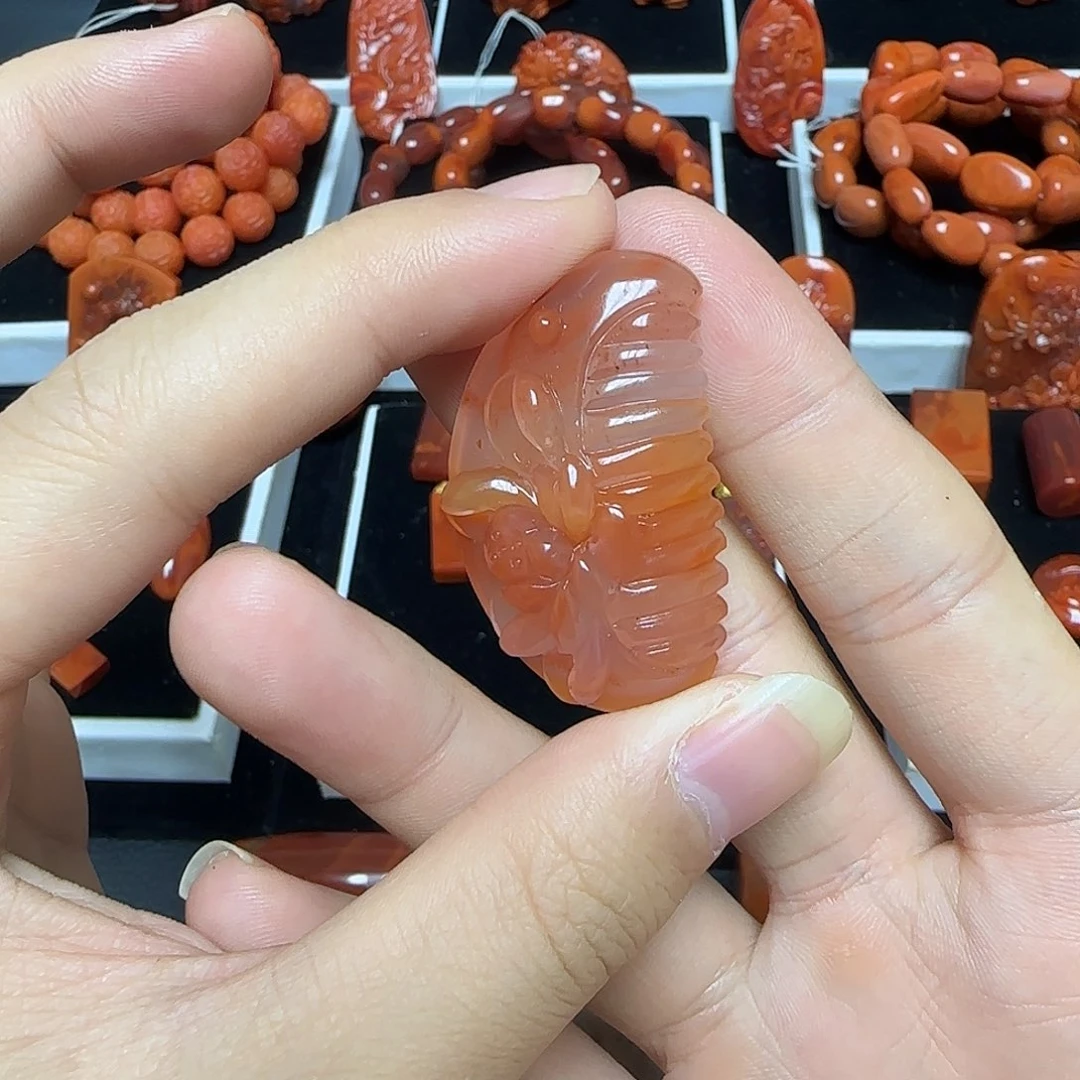 南红玛瑙未镶嵌手链