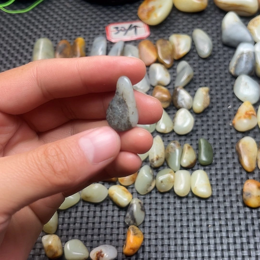 不***！和田玉（糖玉）未镶嵌颈饰