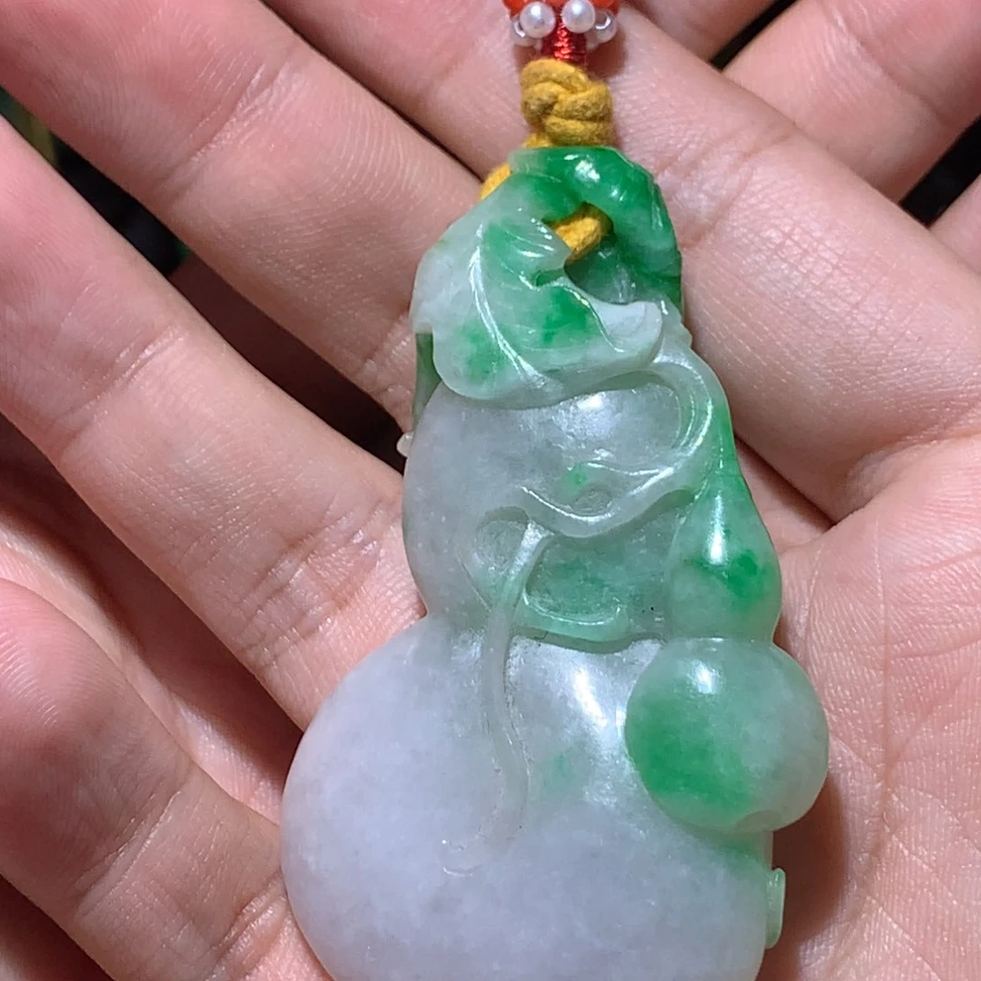 翡翠挂件未镶嵌晓*