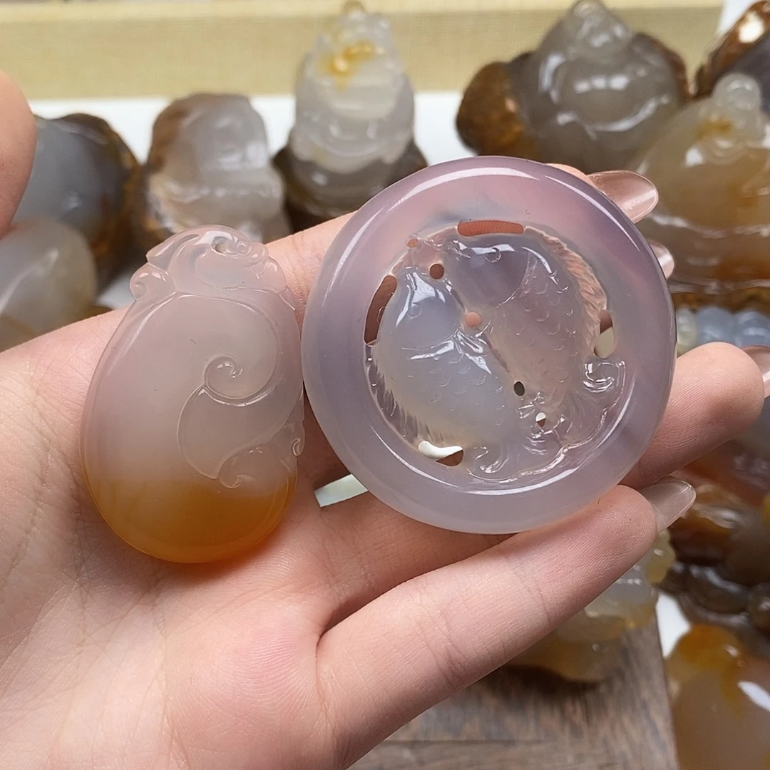 玛瑙/玉髓未镶嵌颈饰