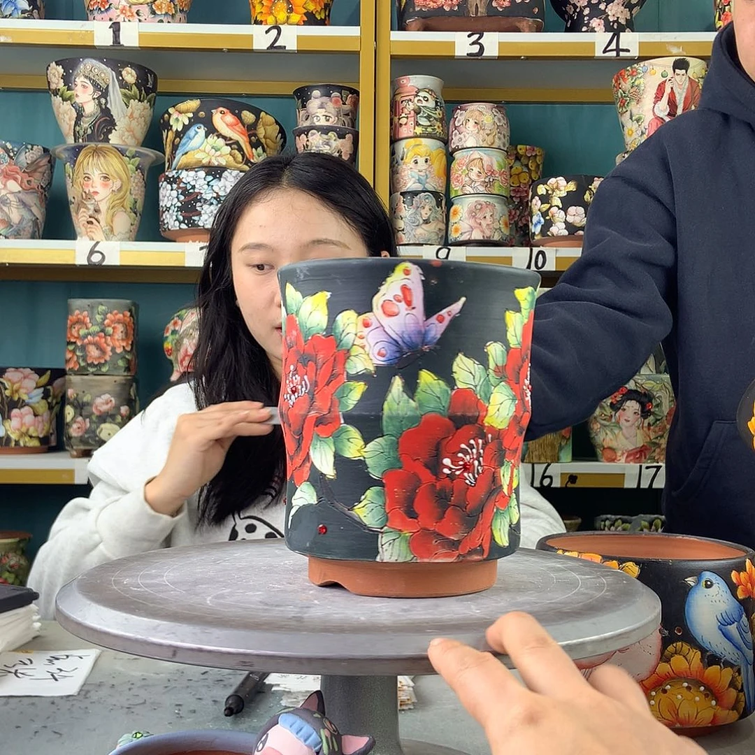 陶景德镇手工花盆40