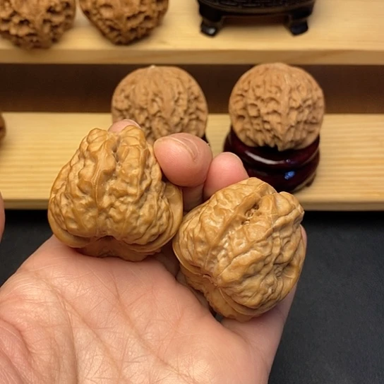 文玩核桃把件37蛤蟆头