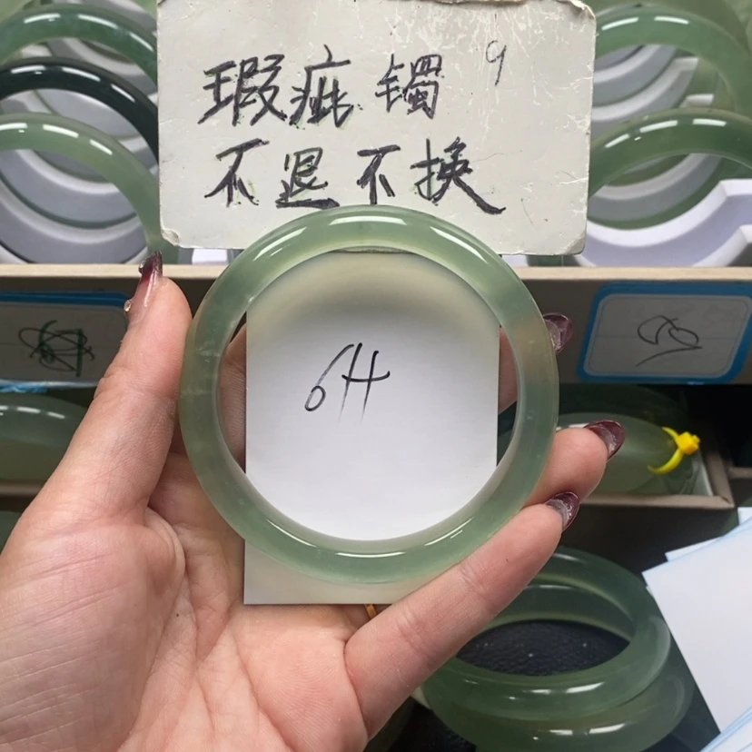 【闪购商品】蛇纹石玉手镯未镶嵌