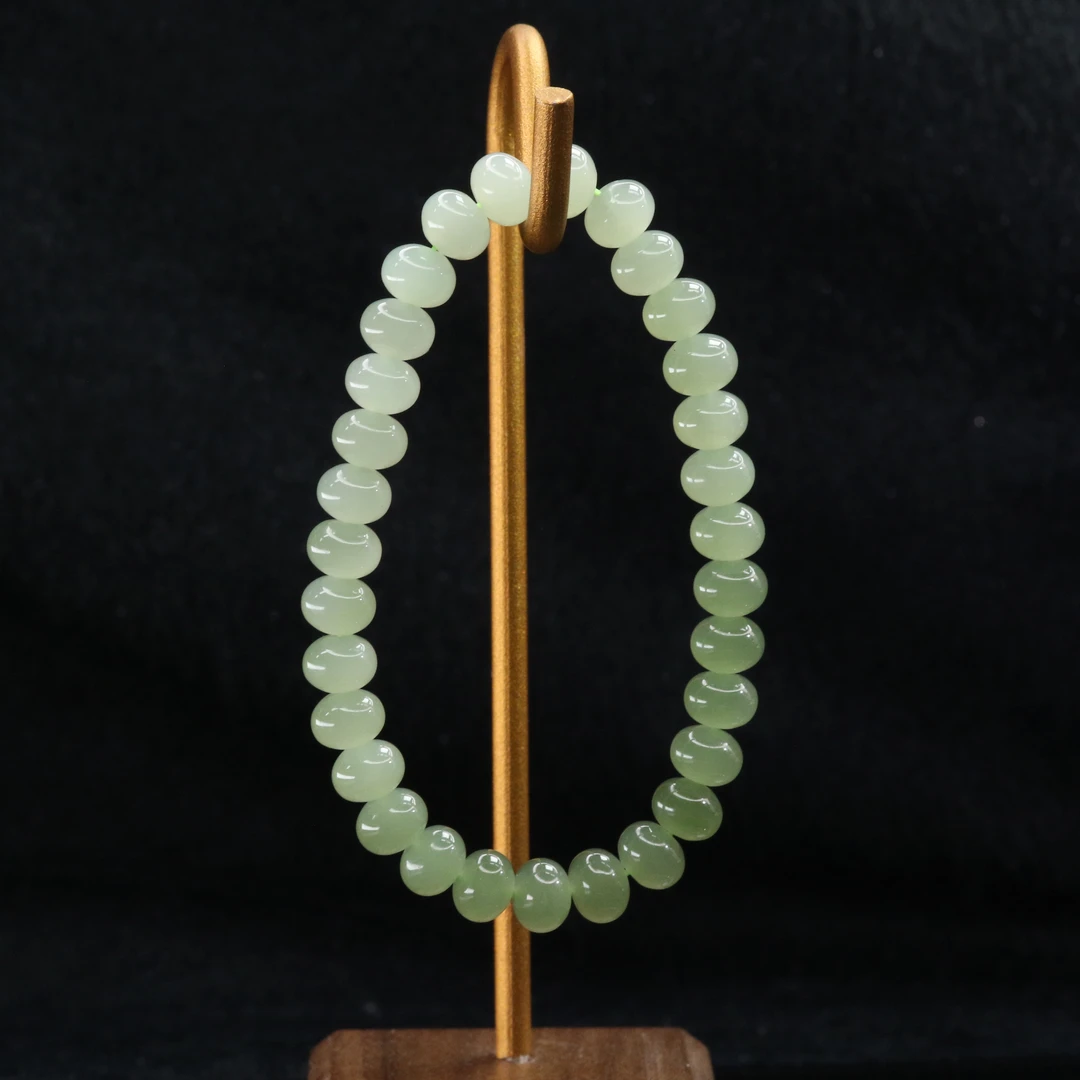 2和田玉晴水渐变手串/300596上海嘉禾拍卖