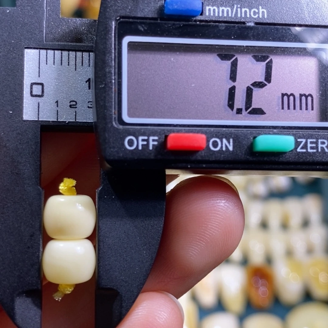 美***蜜裸石蜜蜡未镶嵌扩孔不退