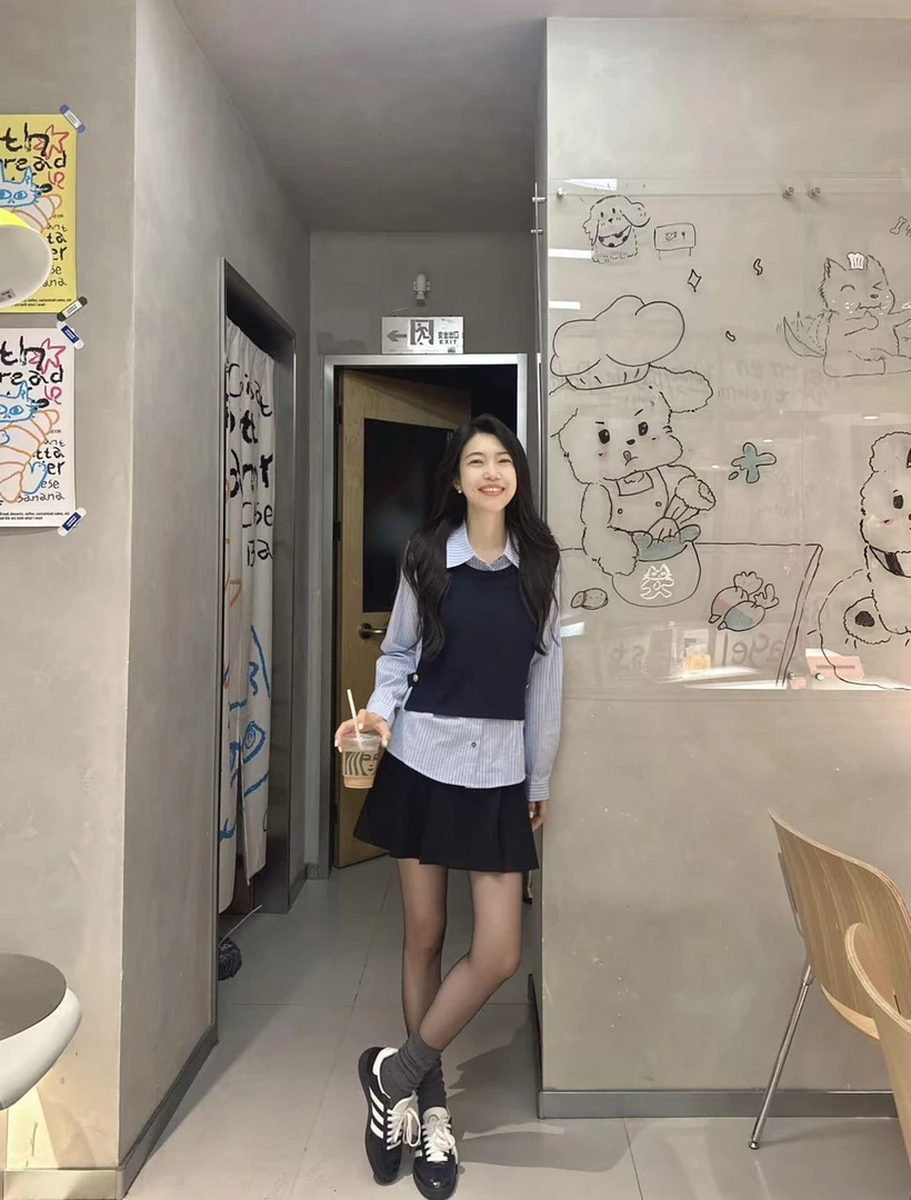 假两件条纹衬衫女长袖2025秋季新款针织拼接衬衣小衫上衣百搭半裙