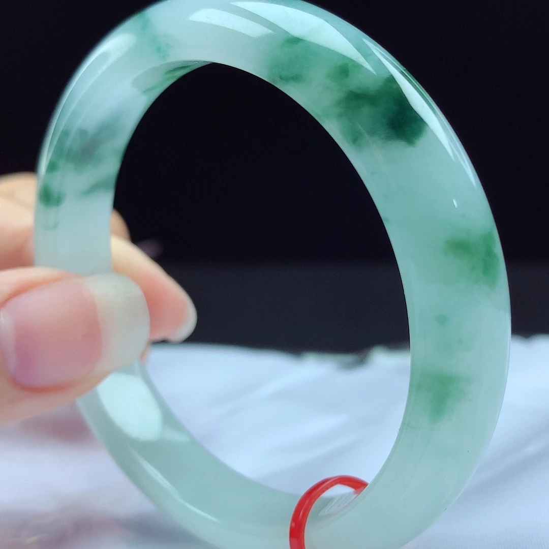 未镶嵌手镯翡翠96748，