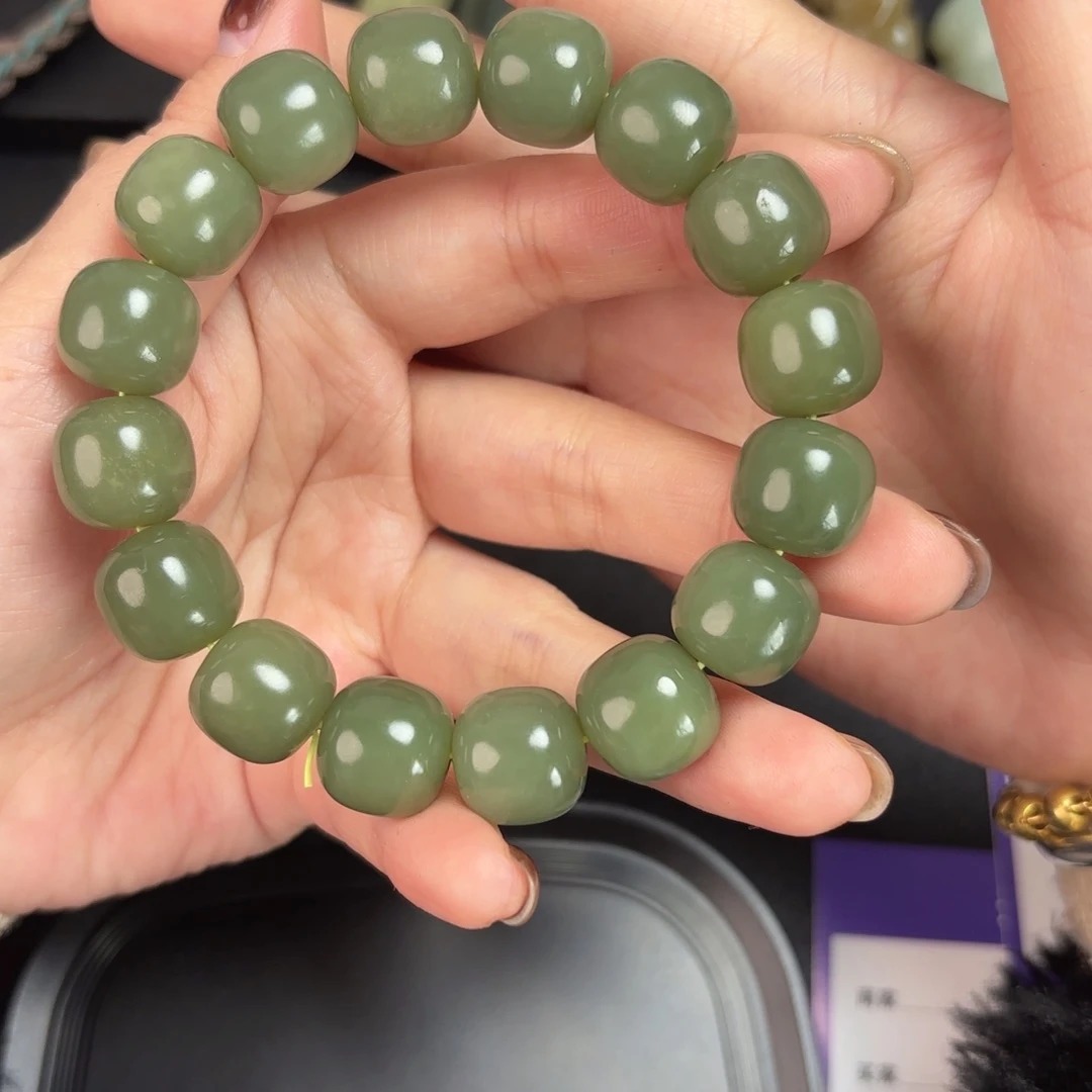 和田玉未镶嵌手链