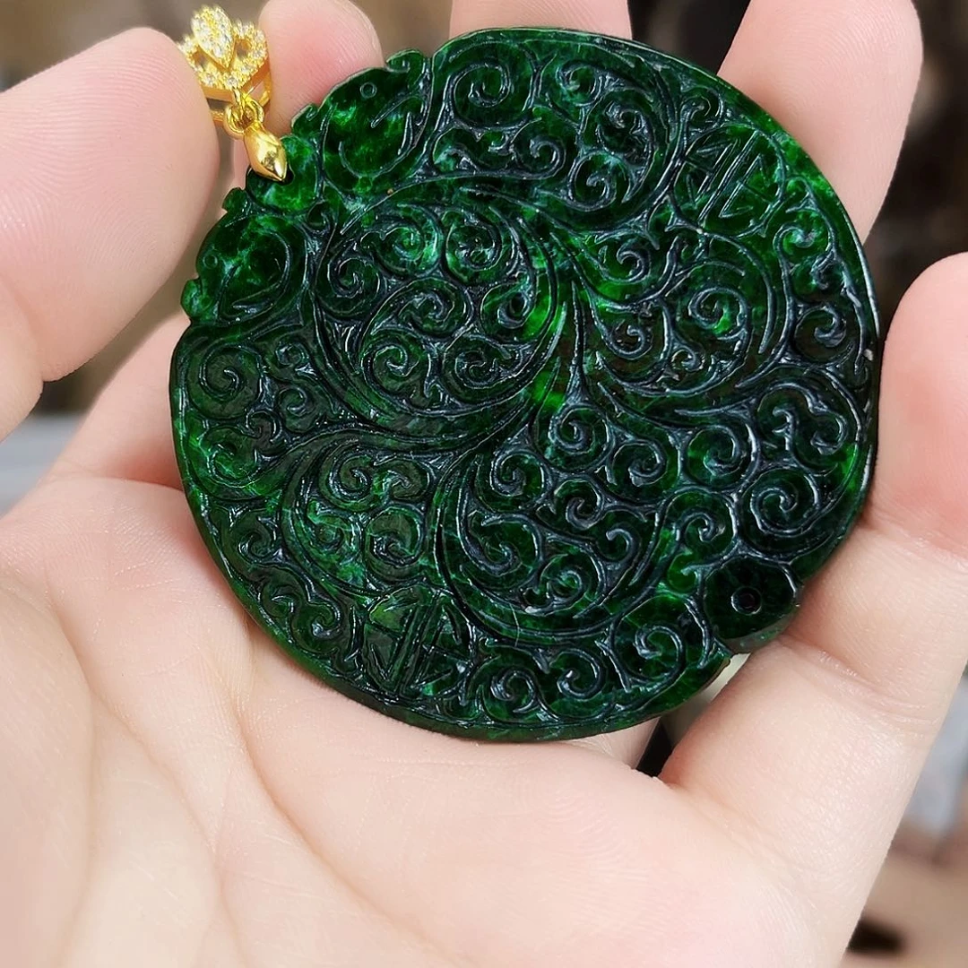 翡翠未镶嵌颈饰吊坠