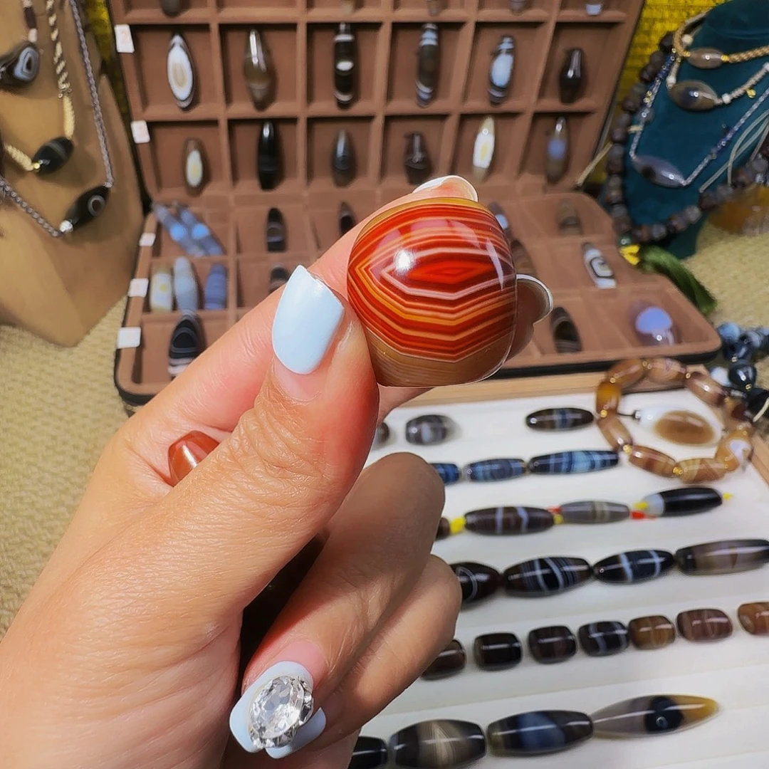 合金颈饰玛瑙/玉髓平*