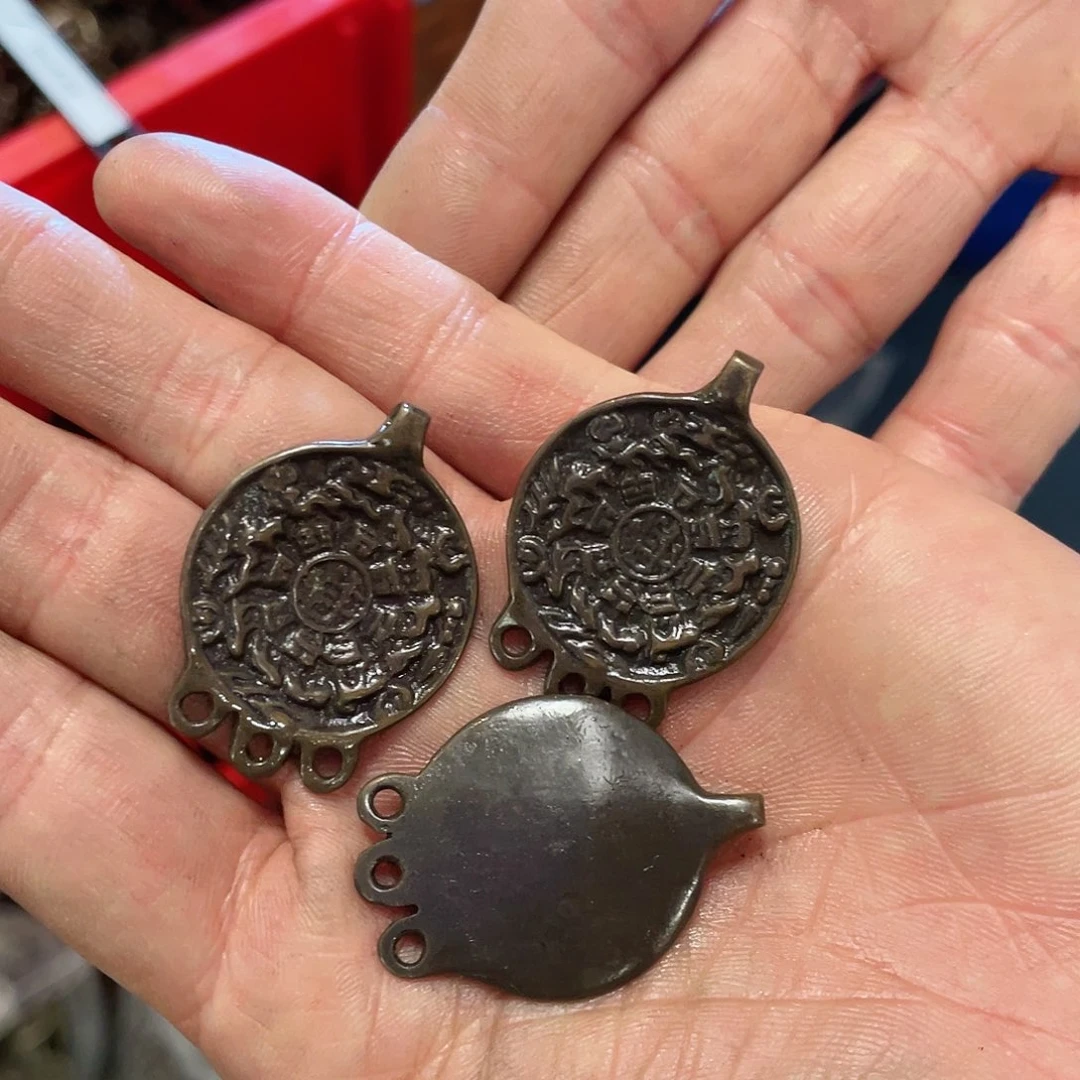 你不来就不要回来咯啊你