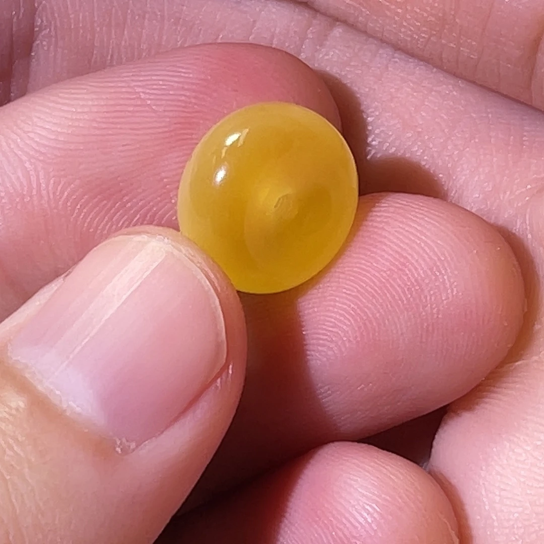 琥珀未镶嵌珠宝奇石1