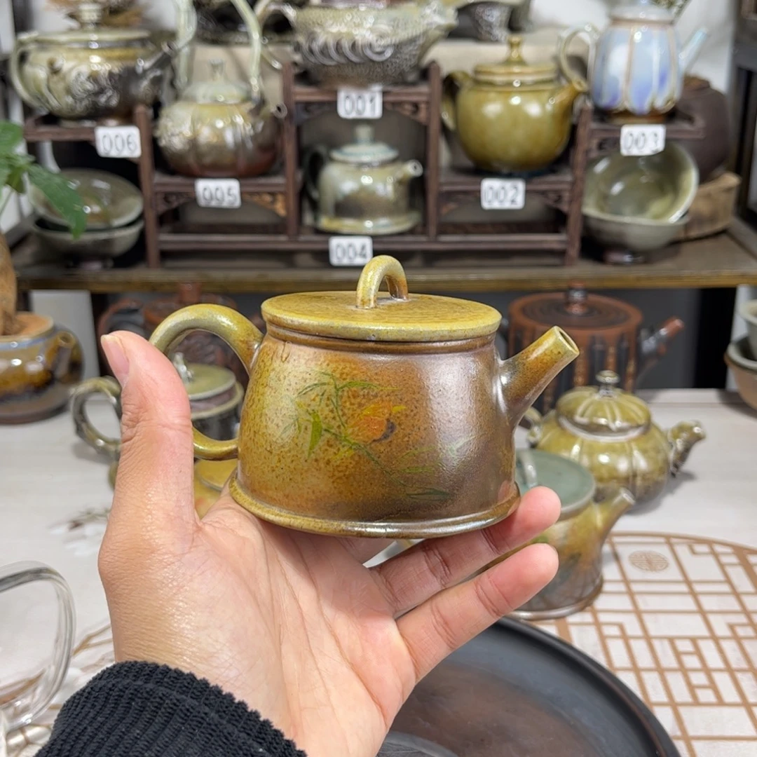 160cc白泥柴烧汉瓦壶