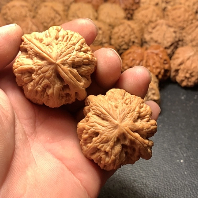 【闪购商品】吊坠文玩核桃J***n大粗筋