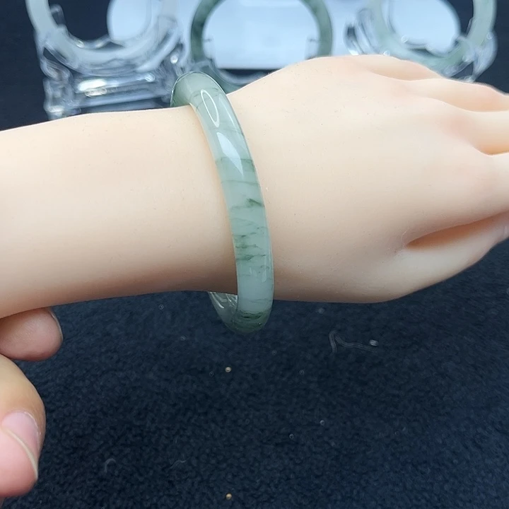 石英质玉未镶嵌手镯517