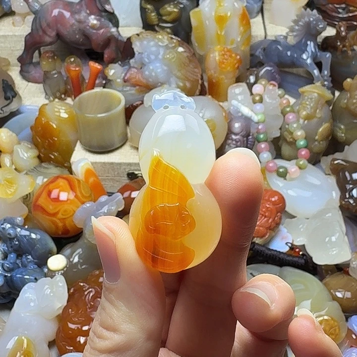 玛瑙/玉髓未镶嵌饰品