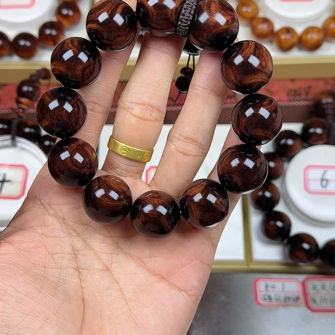 阿***镇花梨木类黄花梨2.0