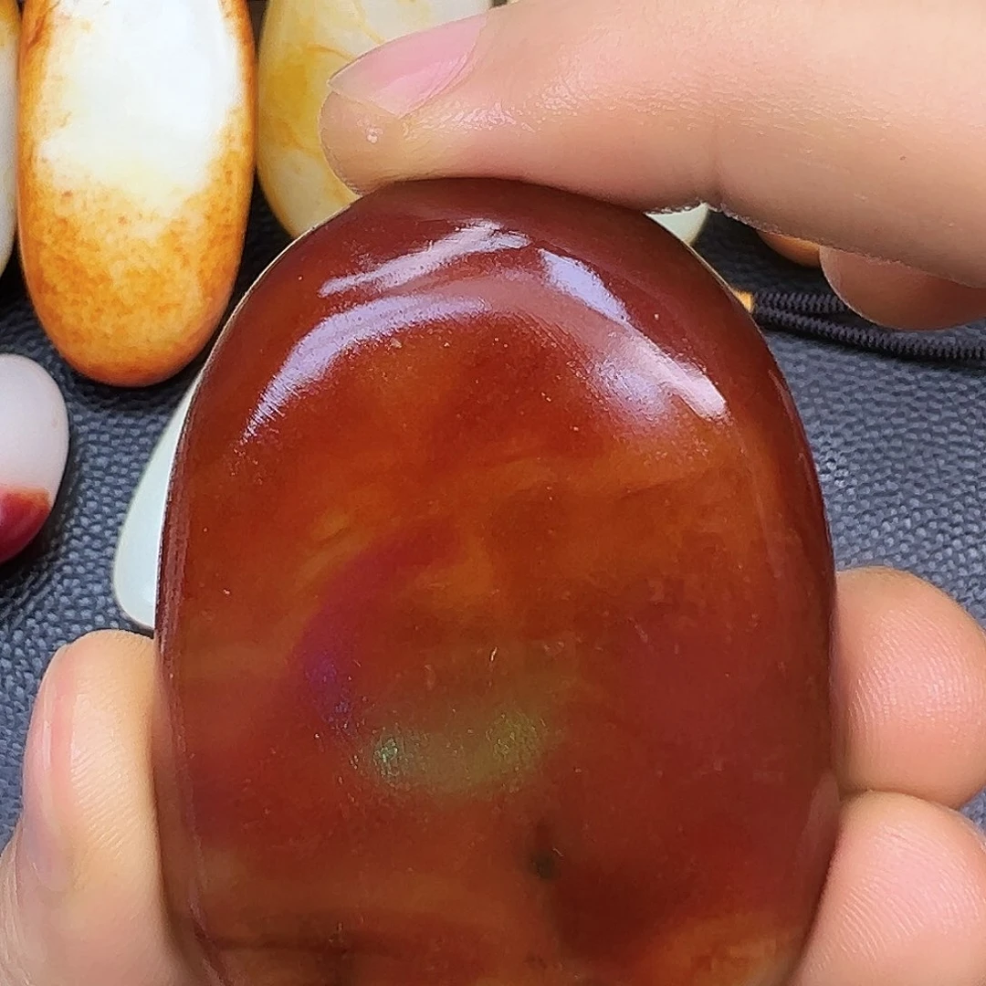 和田玉未镶嵌珠宝半成品