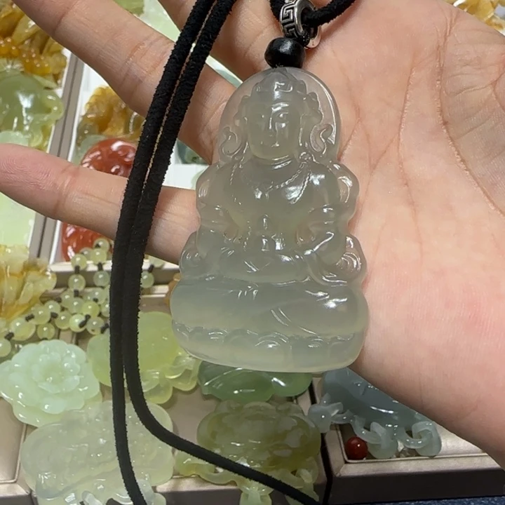 蛇纹石玉吊坠未镶嵌