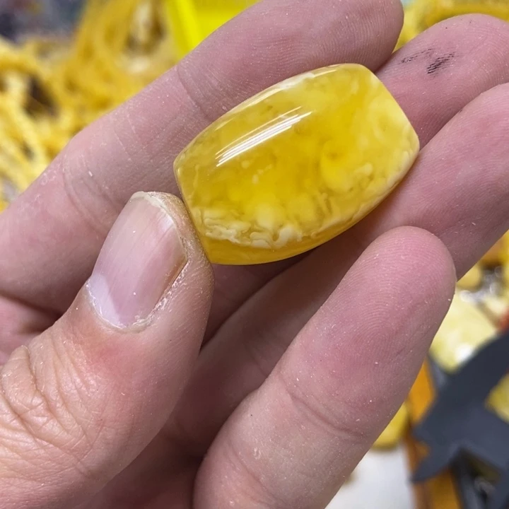 裸石蜜蜡未镶嵌吊坠