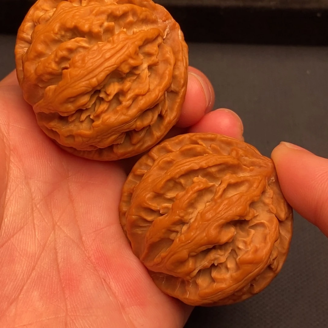 秦岭野生文玩核桃