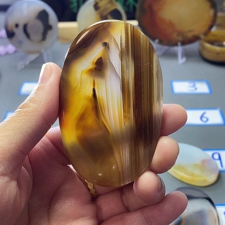 玛瑙/玉髓未镶嵌珠宝半成品142