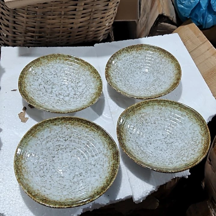 摆件盘子碗茶壶啥都有三角盘