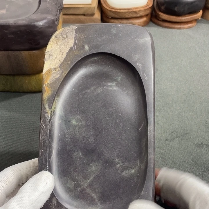 广东肇庆原石端砚