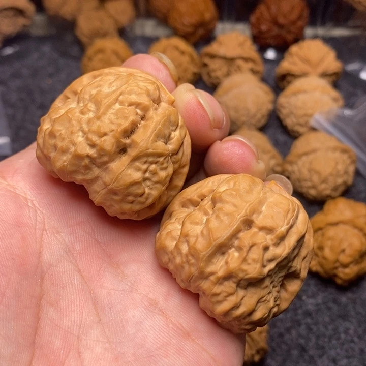 文玩核桃吊坠41蛤蟆头座山雕