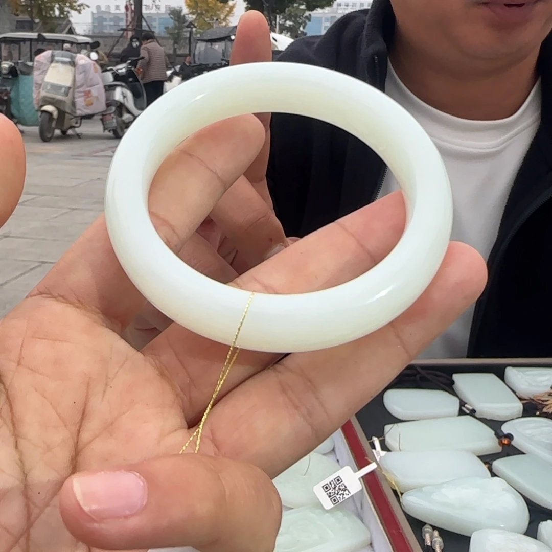 和田玉未镶嵌颈饰57