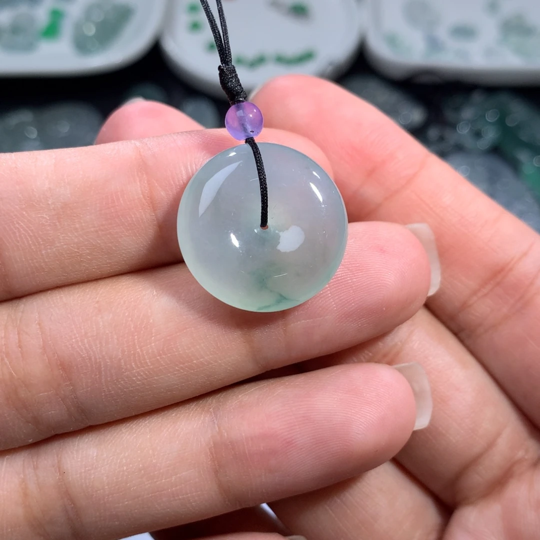 翡翠裸石未镶嵌平安扣