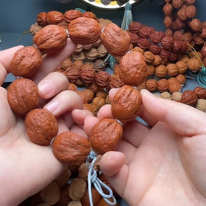 文玩核桃手串蛤蟆