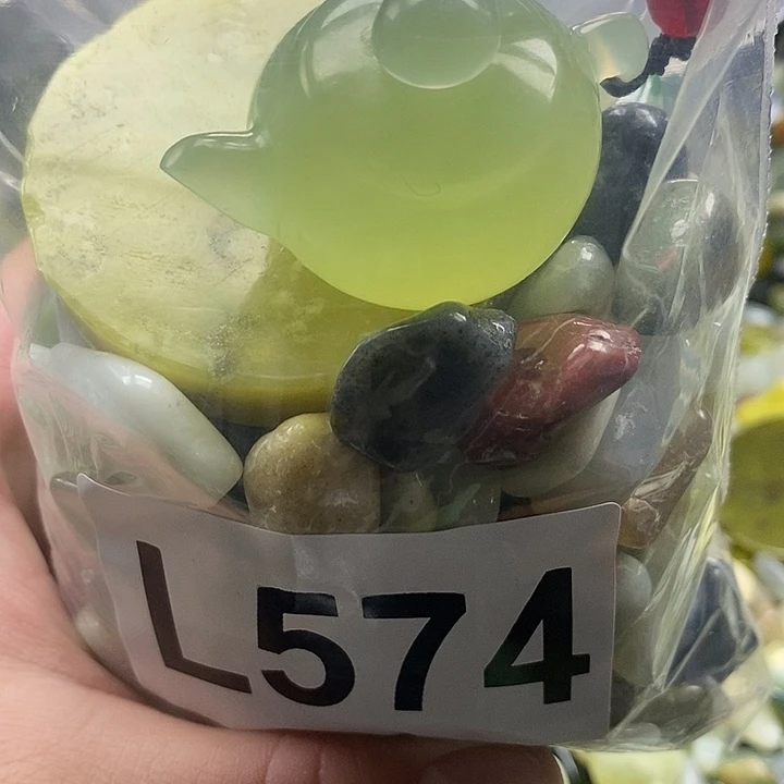 岫玉鱼缸石未镶嵌