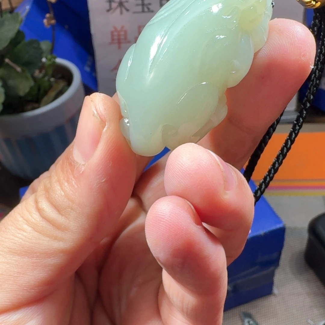 和田玉（糖玉）未镶嵌车挂