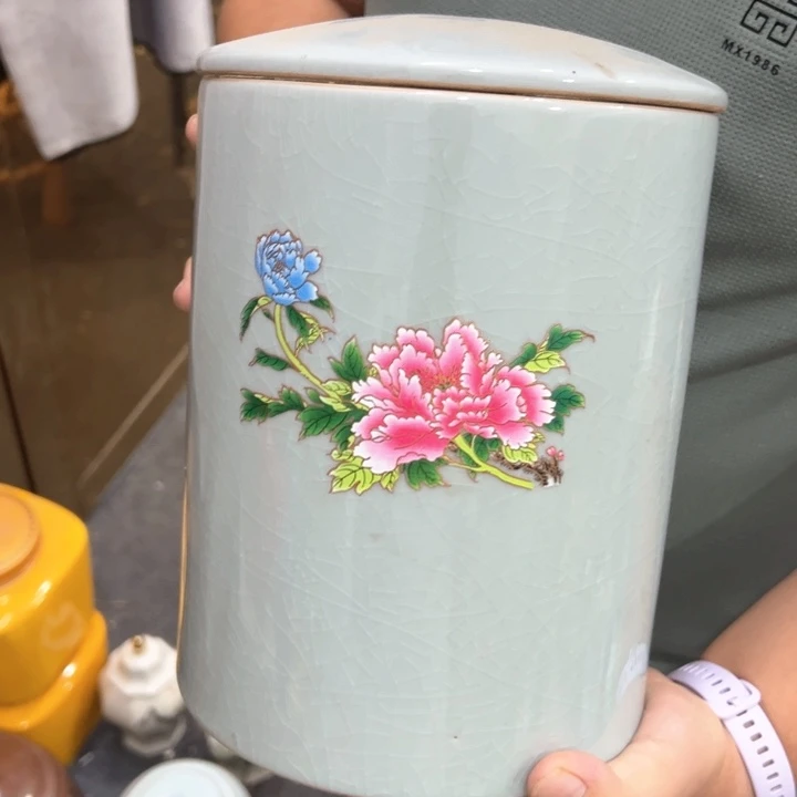瑕疵福利品陶瓷茶叶罐介意勿拍
