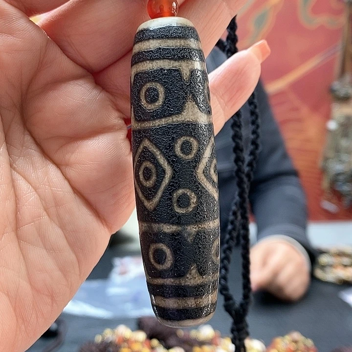 玛瑙/玉髓颈饰合金