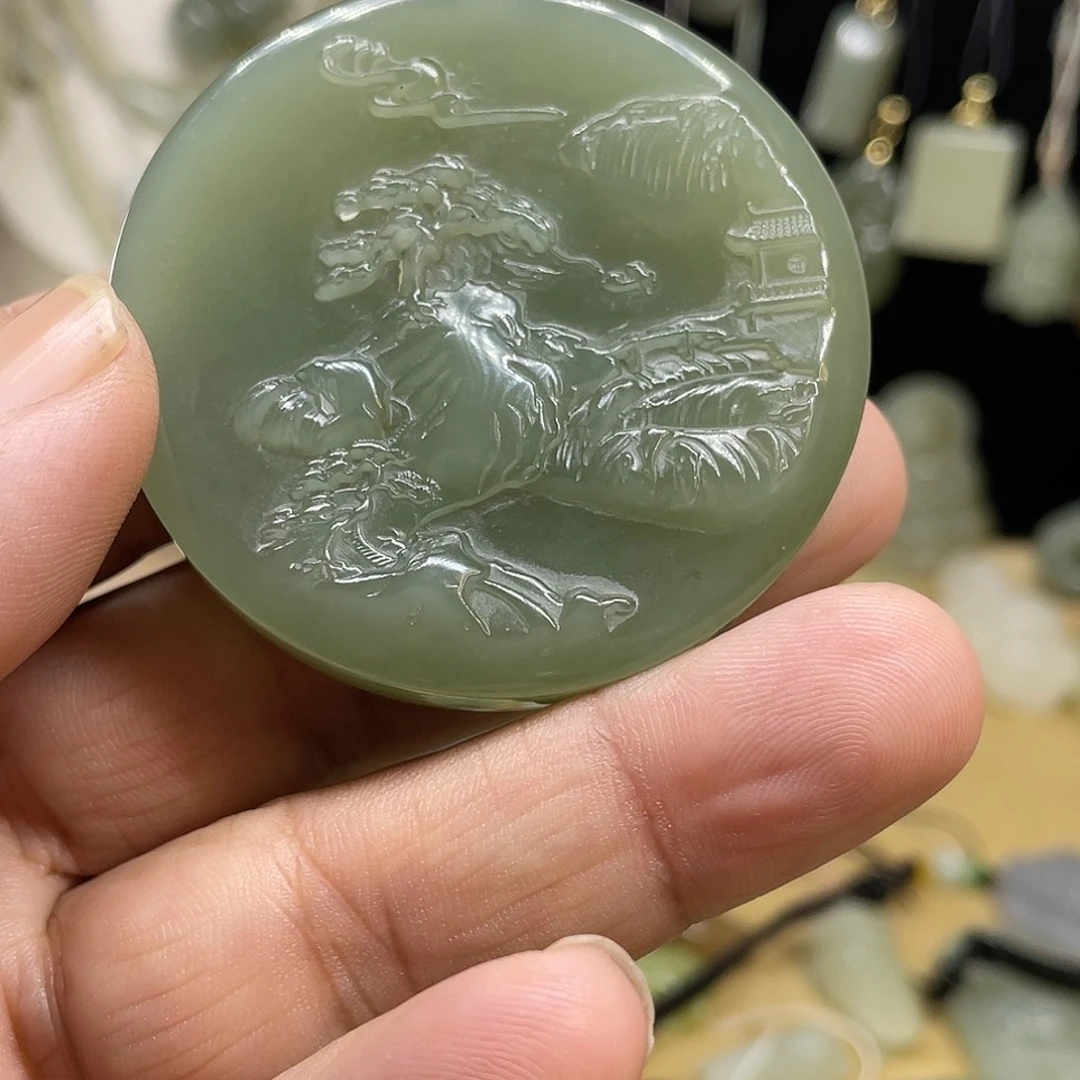 和田玉未镶嵌颈饰