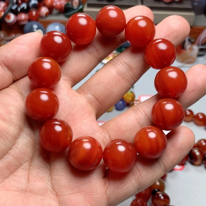 未镶嵌颈饰玛瑙/玉髓抱****袄