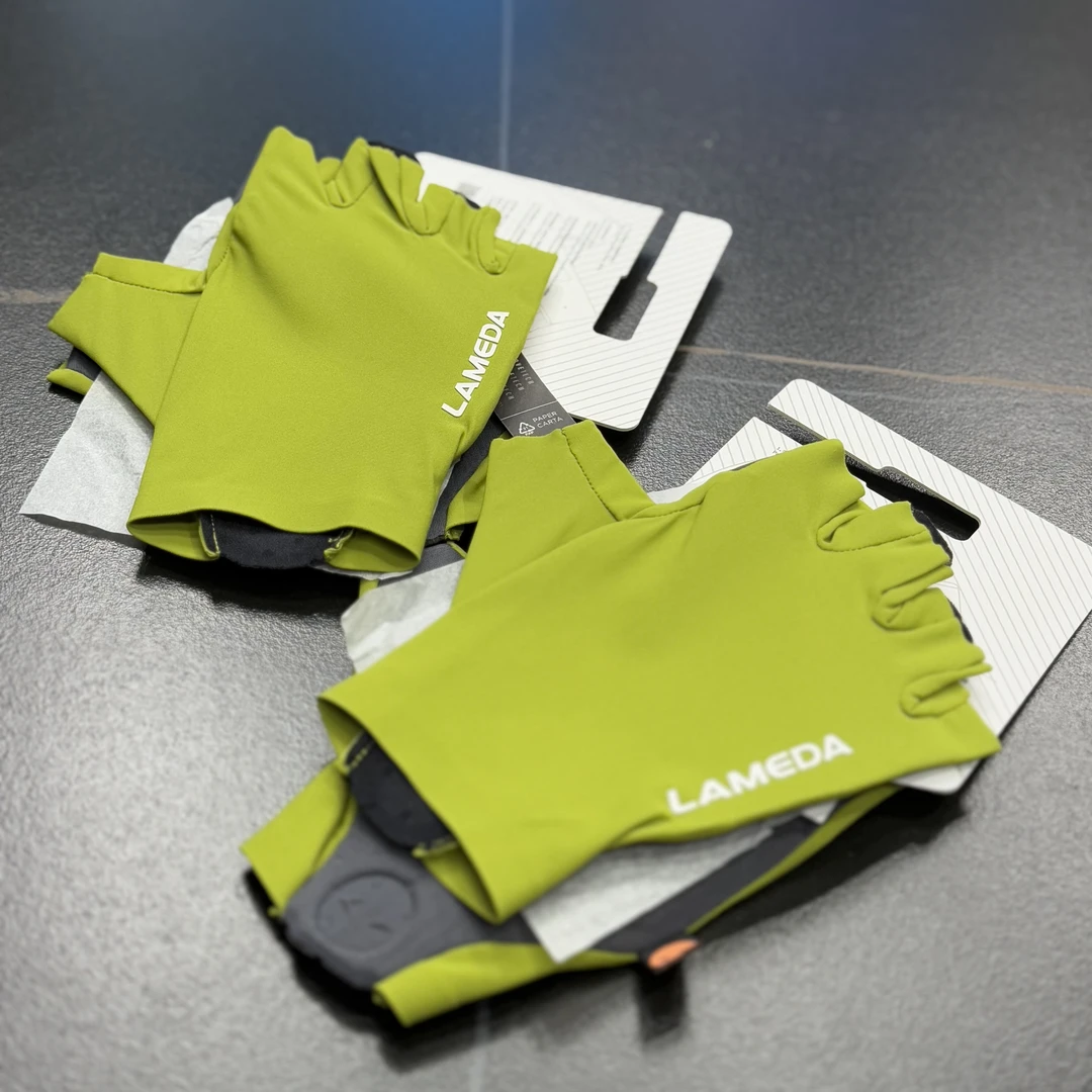 兰帕达双箭头半指手套-月影