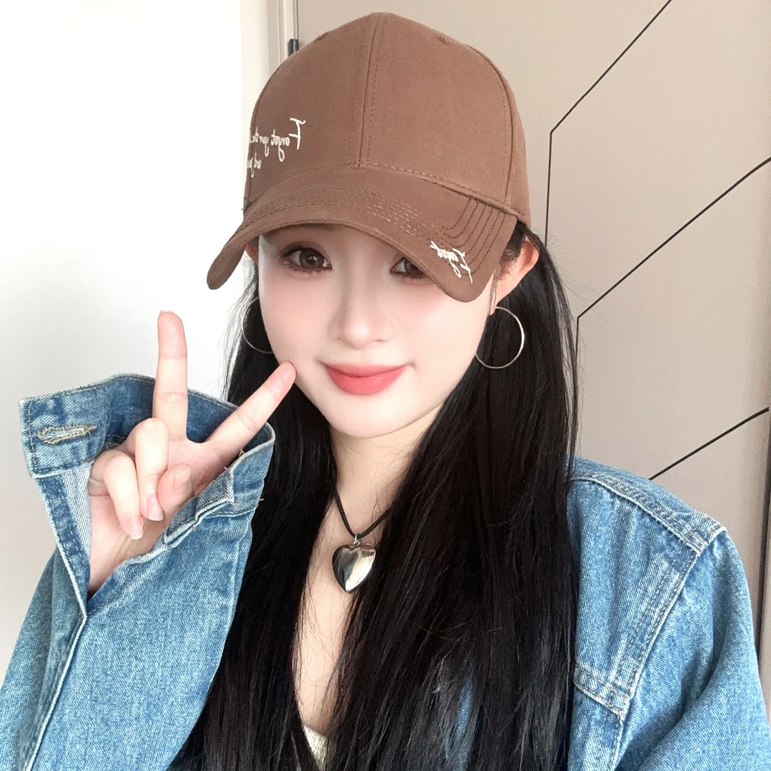 2025新款硬顶加大加宽刺绣棒球帽侧边字母美式韩版大帽檐时尚休闲