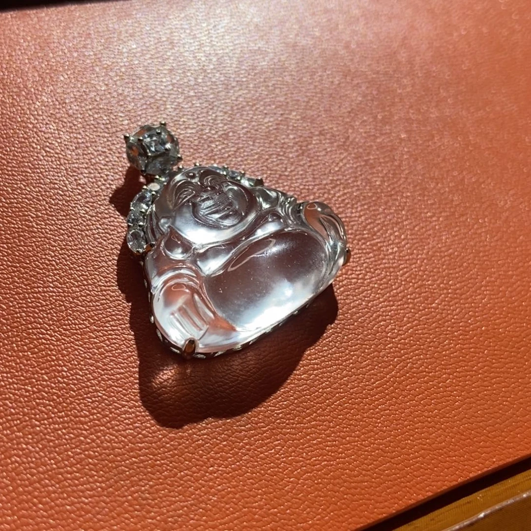 天***笑石英质玉银S925镶嵌颈饰