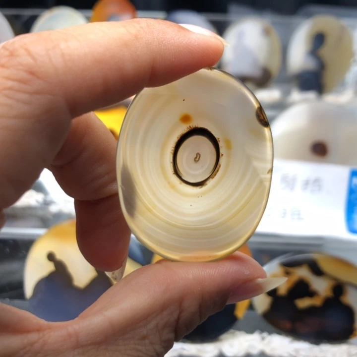 合金玛瑙/玉髓珠宝奇石龙****主56有瑕
