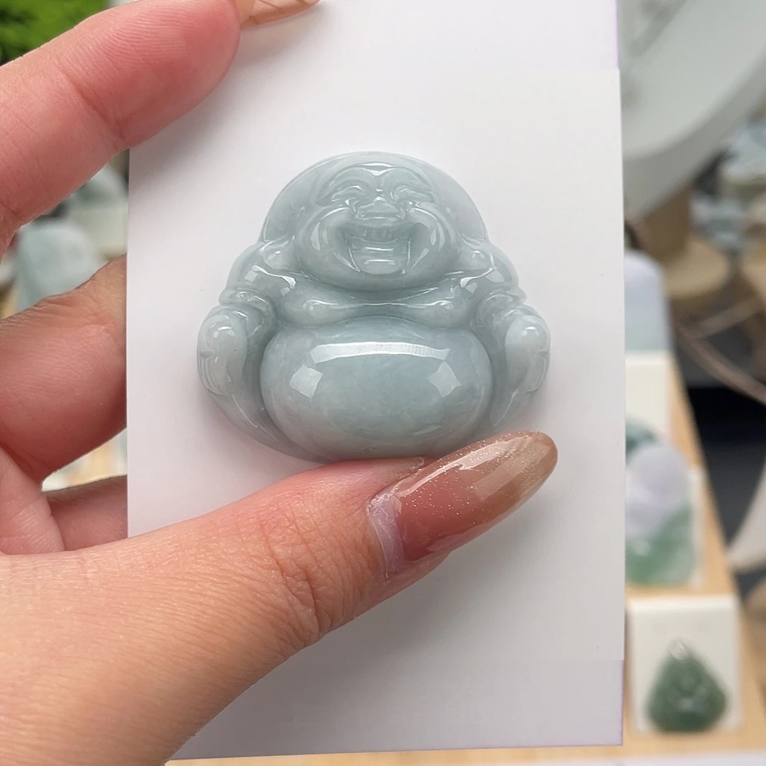 翡翠未镶嵌颈饰佛公