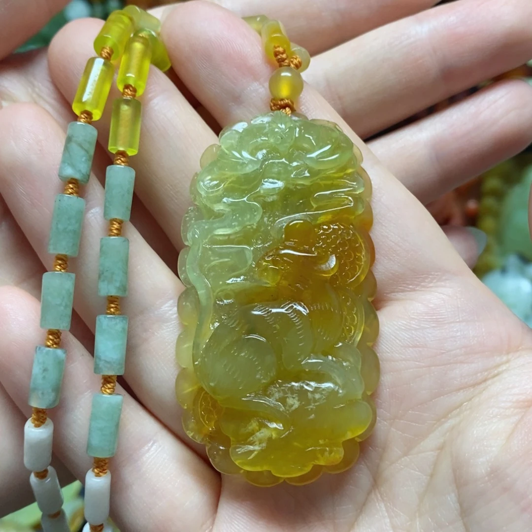 岫玉吊坠(赠链)未镶嵌