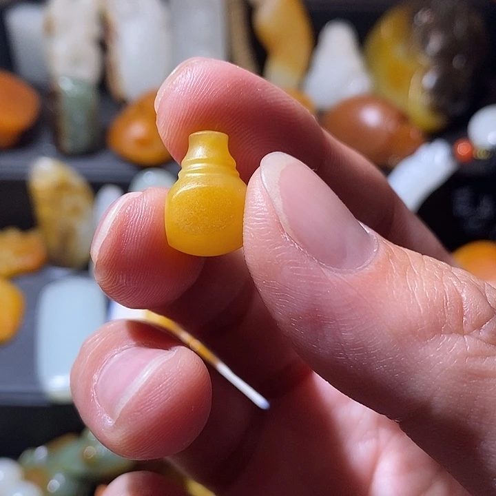 盐***一和田玉未镶嵌颈饰