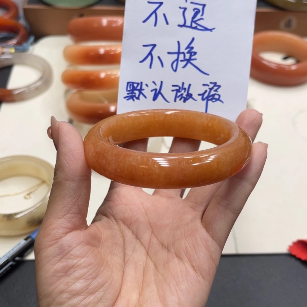 石英岩玉未镶嵌珠宝奇石